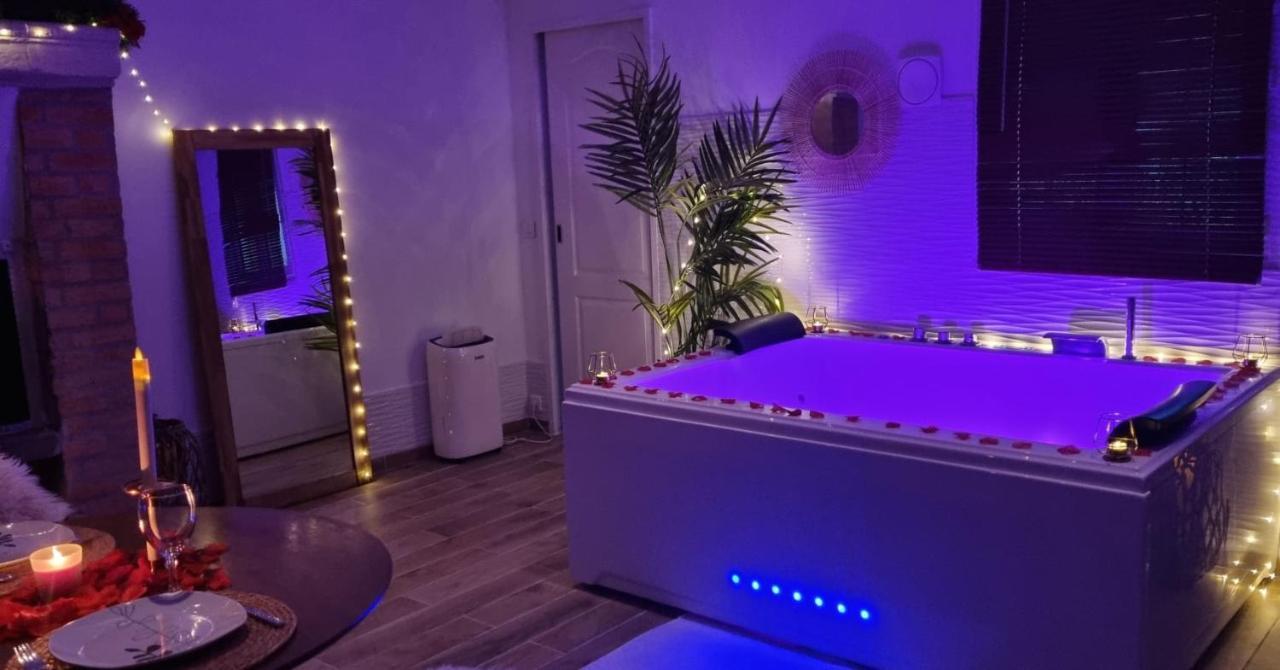 Saint-Prix  Suite De Charme Avec Jacuzzi Et Jardin Privatif Paris Au Calme מראה חיצוני תמונה