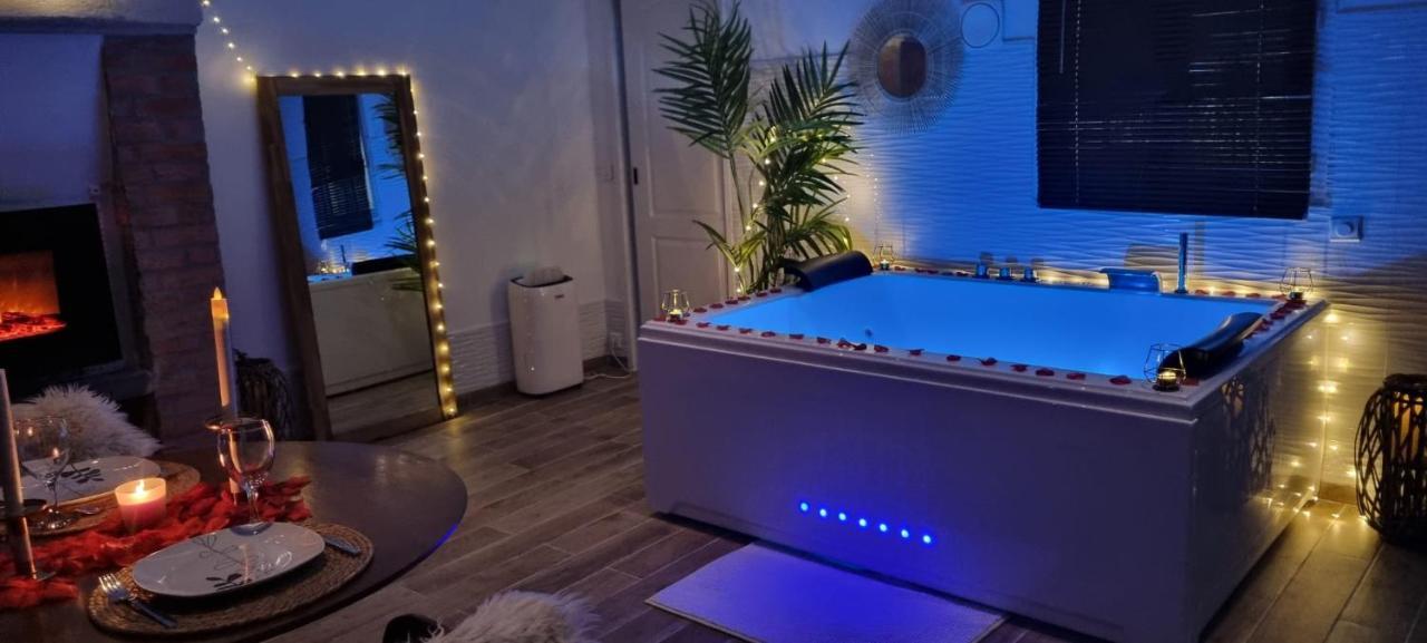 Saint-Prix  Suite De Charme Avec Jacuzzi Et Jardin Privatif Paris Au Calme מראה חיצוני תמונה