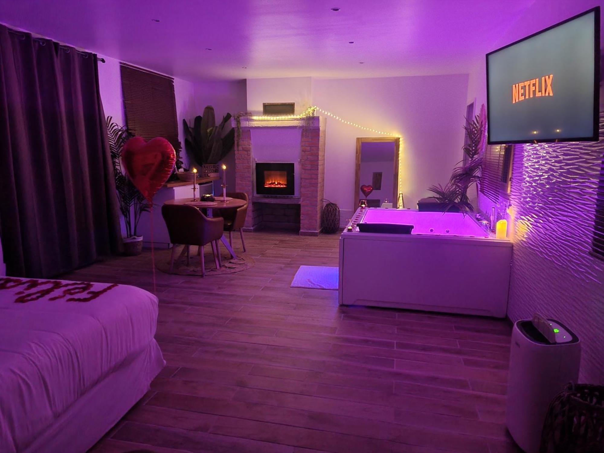 Saint-Prix  Suite De Charme Avec Jacuzzi Et Jardin Privatif Paris Au Calme מראה חיצוני תמונה