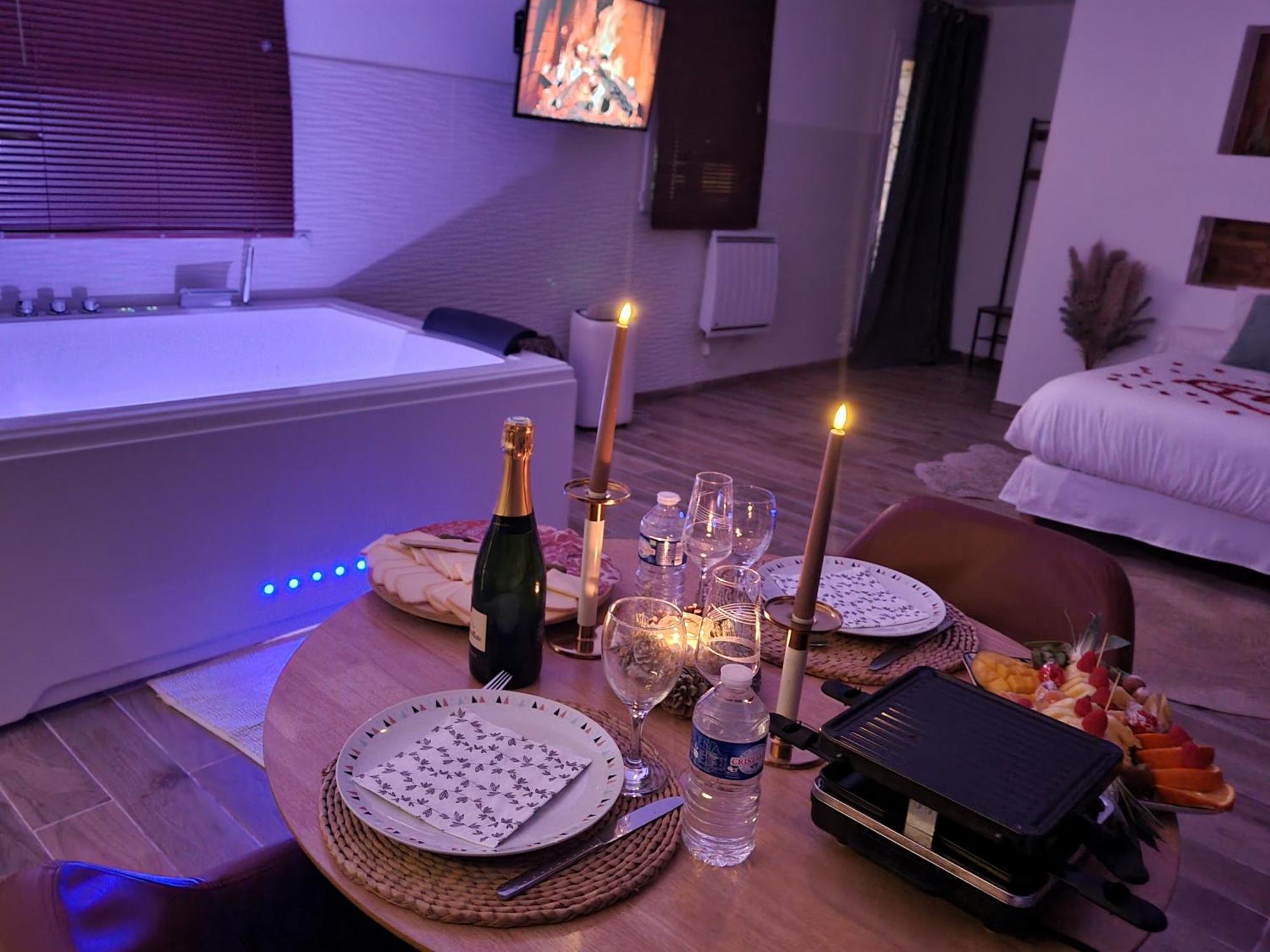 Saint-Prix  Suite De Charme Avec Jacuzzi Et Jardin Privatif Paris Au Calme מראה חיצוני תמונה