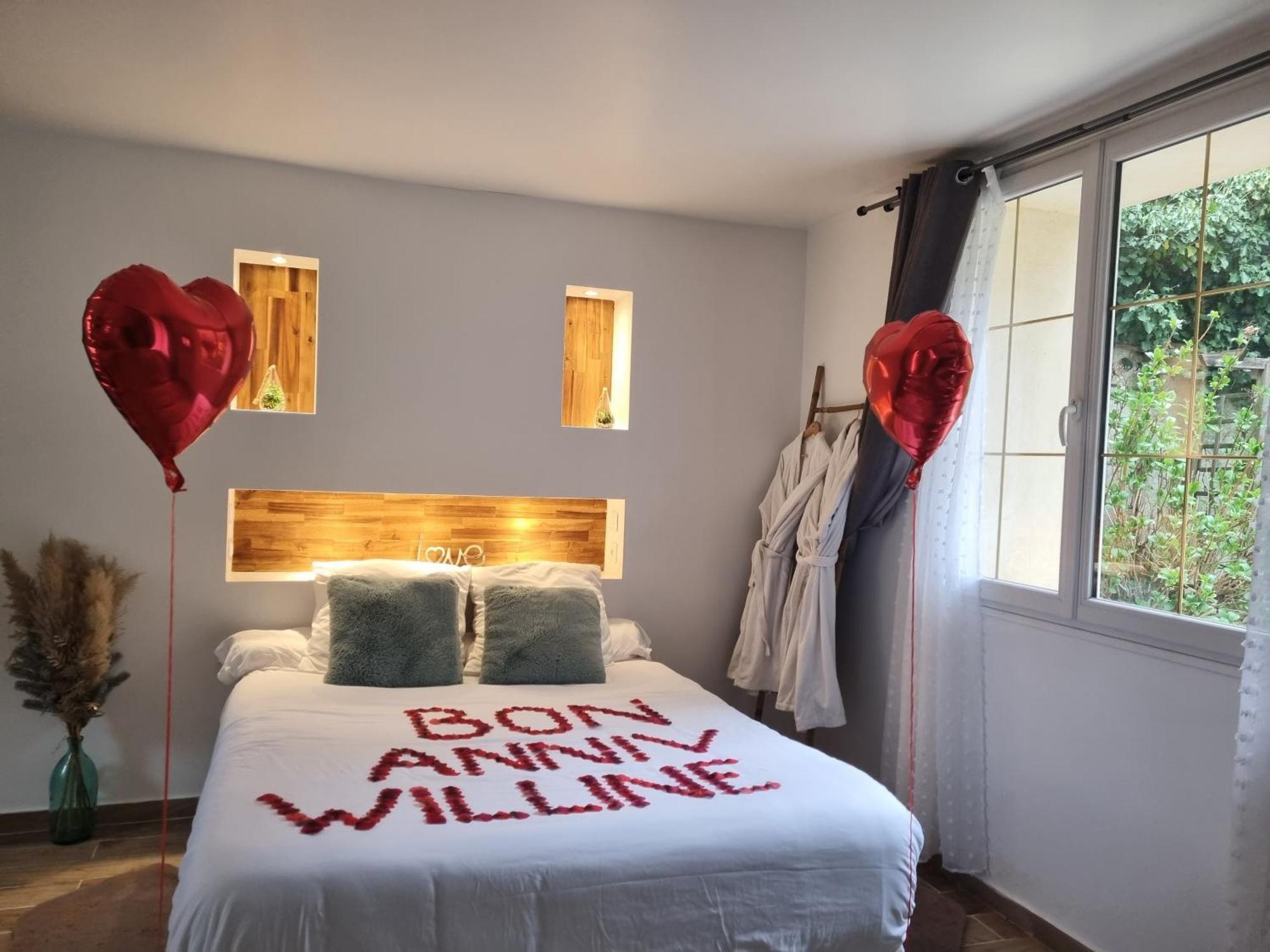 Saint-Prix  Suite De Charme Avec Jacuzzi Et Jardin Privatif Paris Au Calme מראה חיצוני תמונה